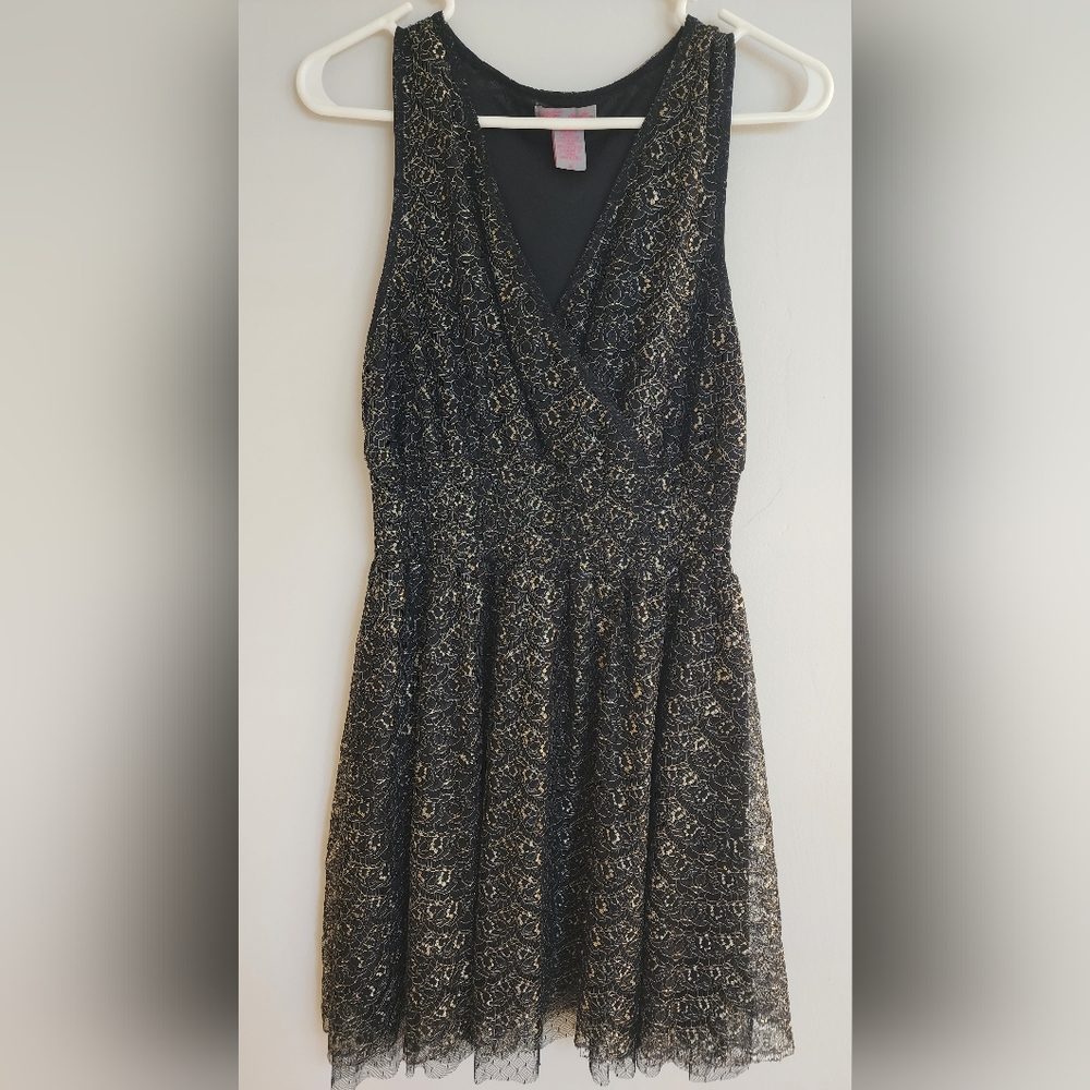Black & Gold Lace ✨️ Dress